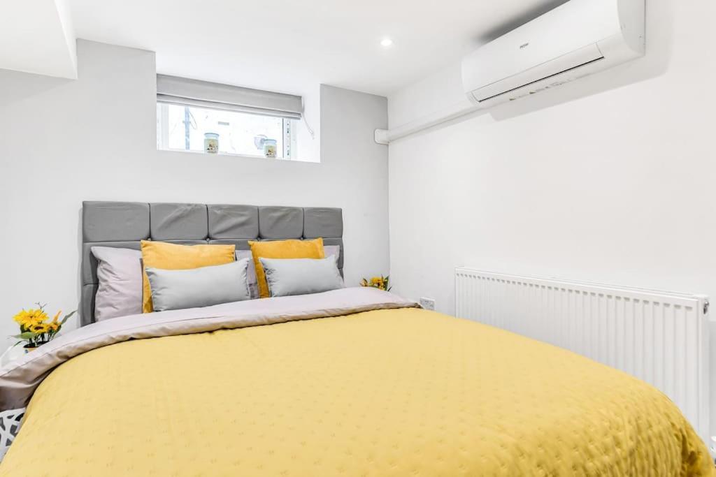Luxstay Holland Park Apartment With Ac 伦敦 外观 照片
