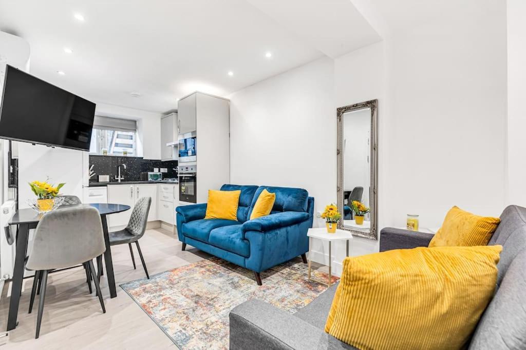 Luxstay Holland Park Apartment With Ac 伦敦 外观 照片